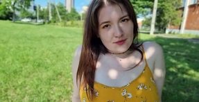 Chuyến đi kịch tính với một cô gái lạ